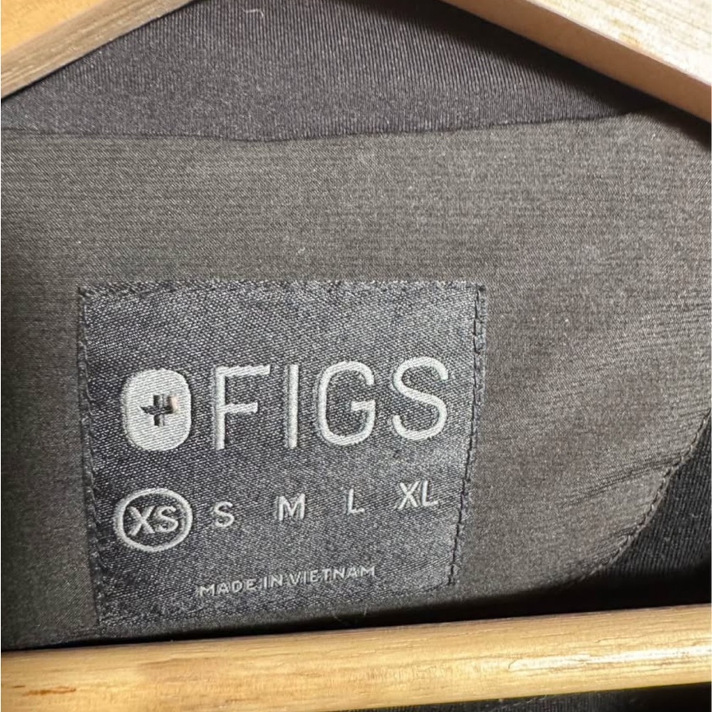 FIGS Jacket - Picture 4 of 4